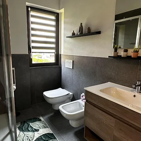 Como's Hill - Foresta Апартаменты *