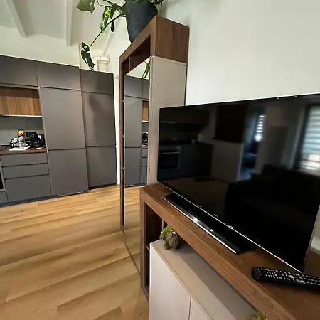 Como's Hill - Foresta Lipomo